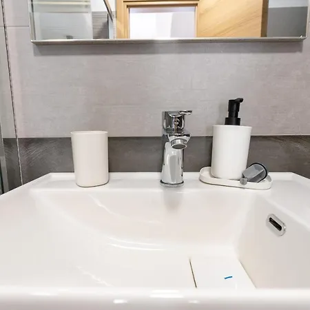 Apartment Ag. Ioannis Metro Station 1 Bed 2 Pers Athens